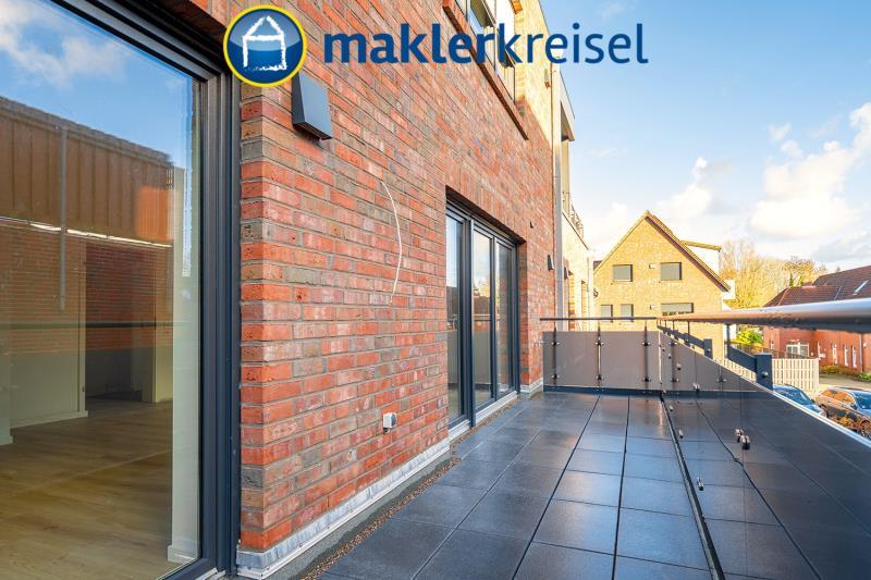 NEUBAU Innenstadt: Obergeschosswohnung mit gr. Balkon und Aufzug!