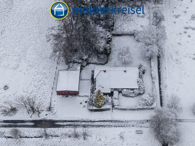 TRAUMLAGE! Landarbeiterhaus mit Doppelgarage!