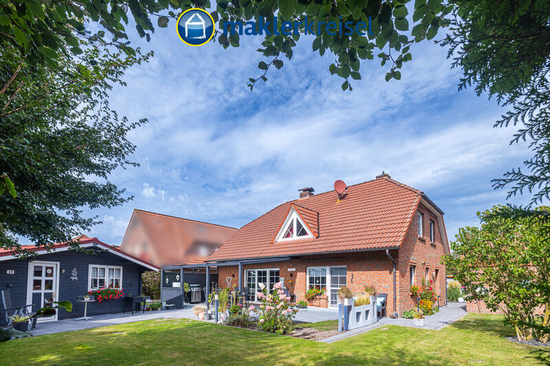 Modernisiertes Einfamilienhaus mit Garage in bester Sackgassenlage von Esens